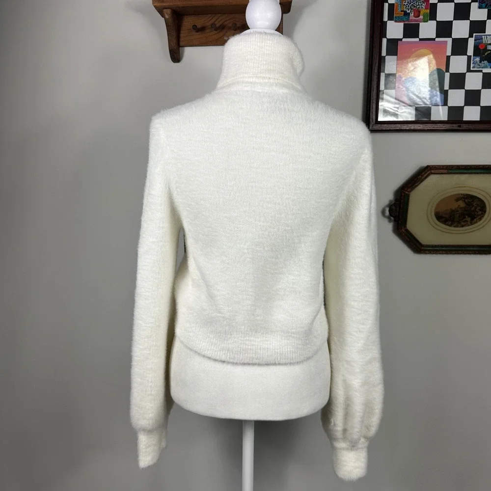 Tommy Jeans White Sweater‎ - SIZE S Cropped Turtleneck Fuzzy Y2K Preppy - Picture 4 of 6